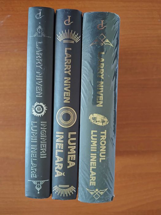 Larry Niven – seria Lumea inelara (3 vol)