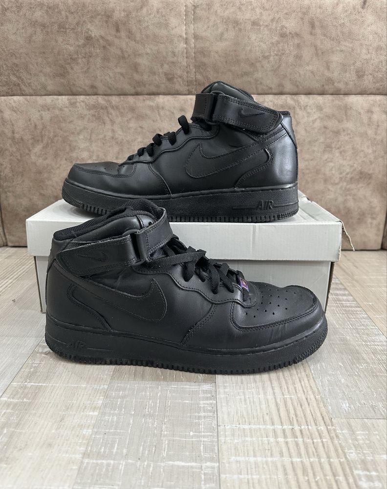Мъжки кецове Nike Air Force 1 Mid