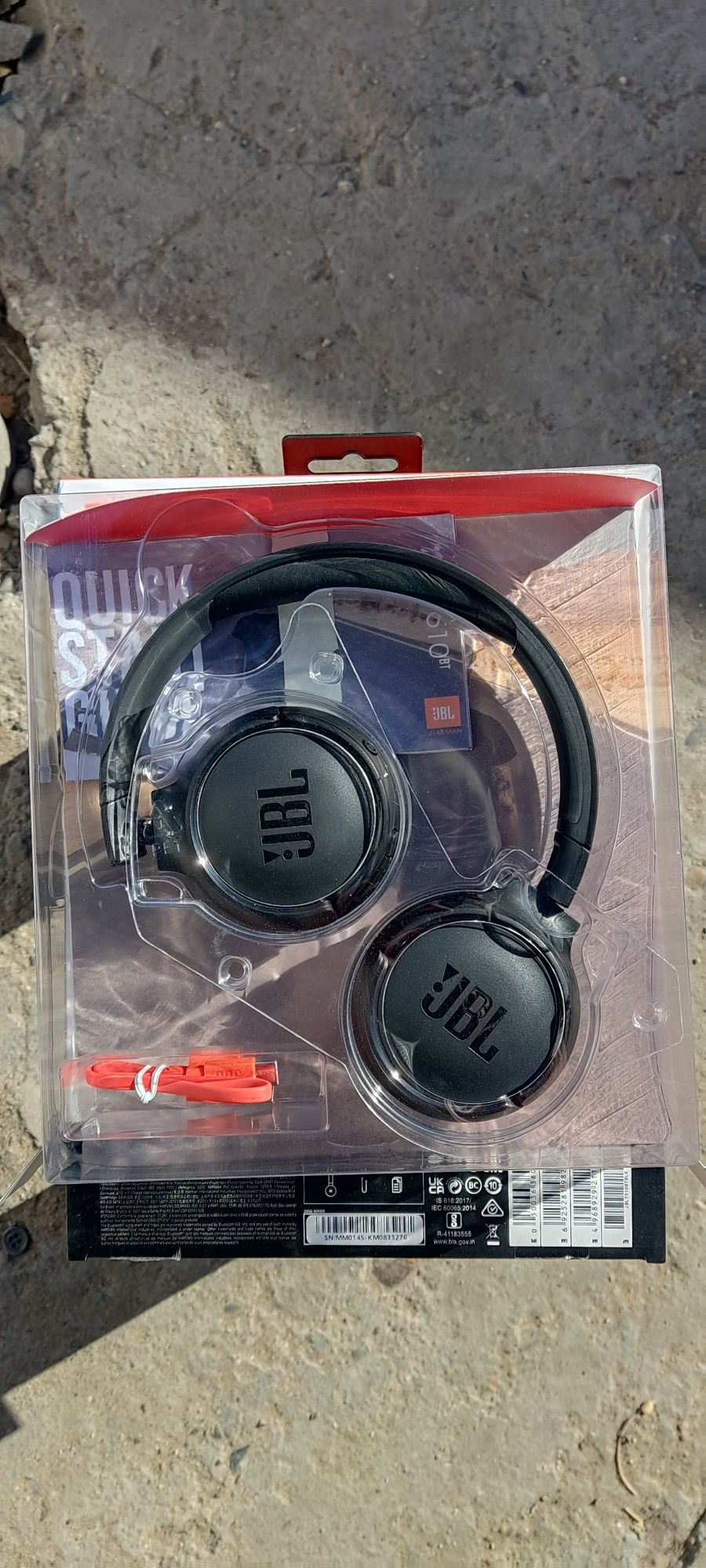 Беспроводные Bluetooth наушники JBL