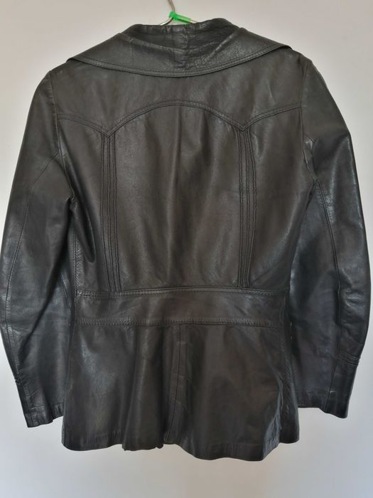 Vand geaca de piele naturala, de dama, masura 40