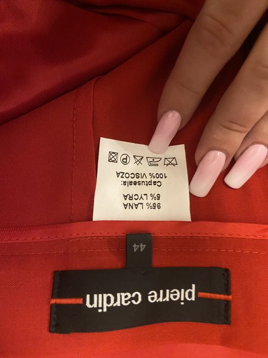 Compleu rosu Pierre Cardin