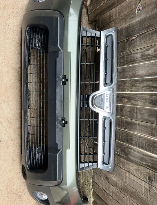 Vand bara fata Dacia Duster 2010/2013 completa