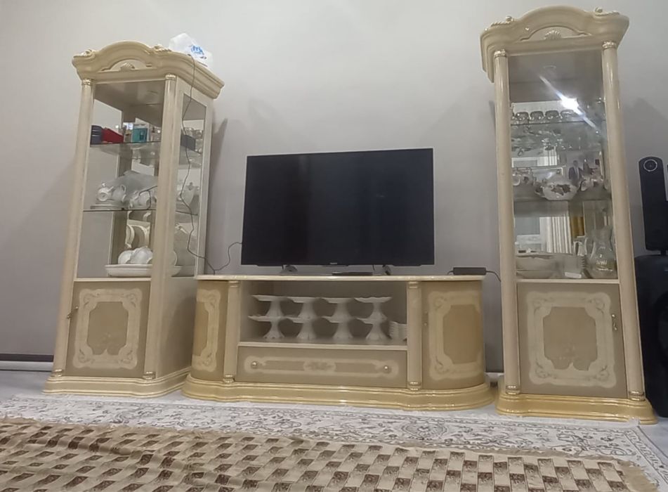 Сервант холл для зала