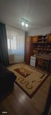 Apartament etaj intermediar, zona centrala.