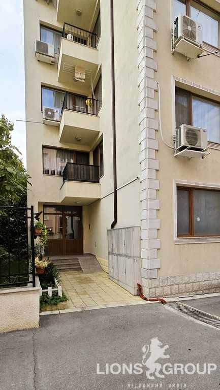 Продава се Двустаен апартамент в Варна, Аспарухово - 55 кв.м за 1728 €/кв.м - Снимка #13
