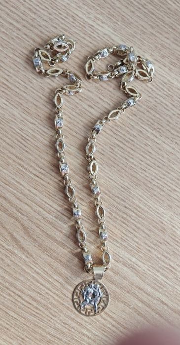 Lanț aur cu pandantiv