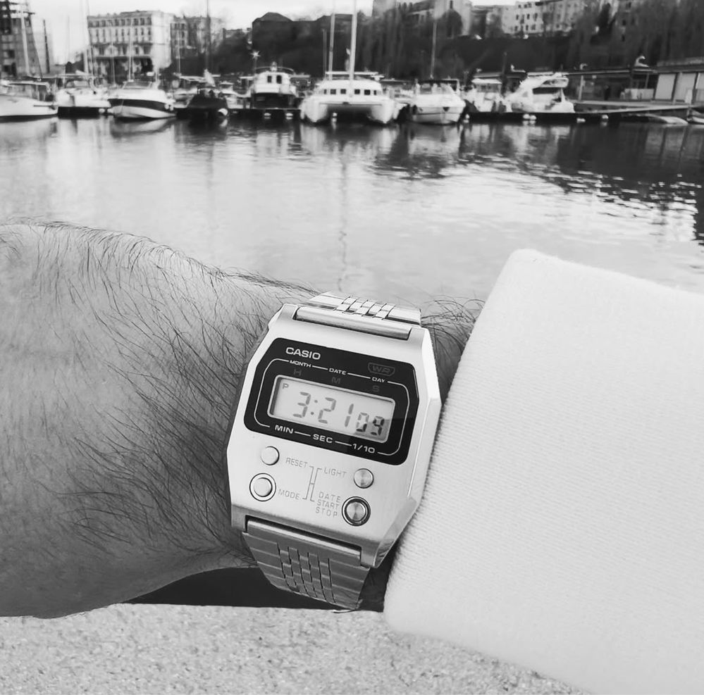 Casio Retro Clasic A1100D-1EF
