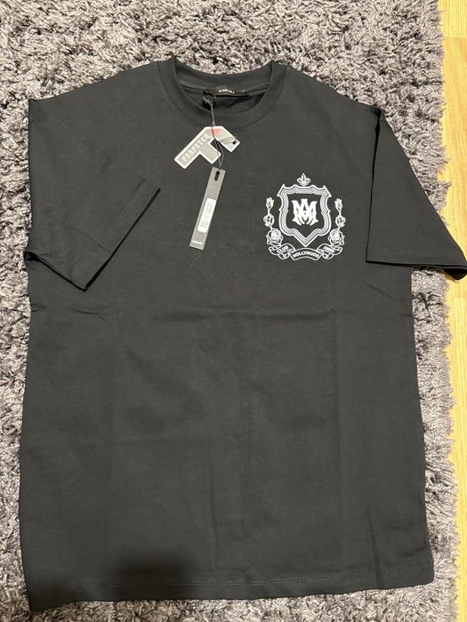 Vand Tricouri calitate premium