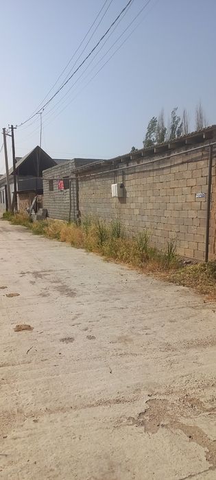 Прадаецая участок