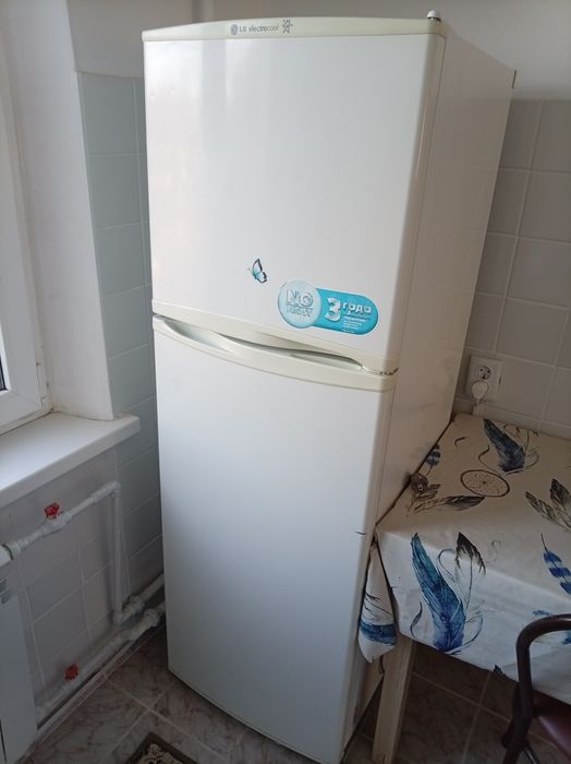 Холодильник LG aerocool