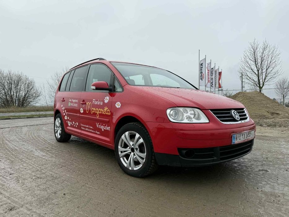 Autoturism VW Touran 2.0 TDI
