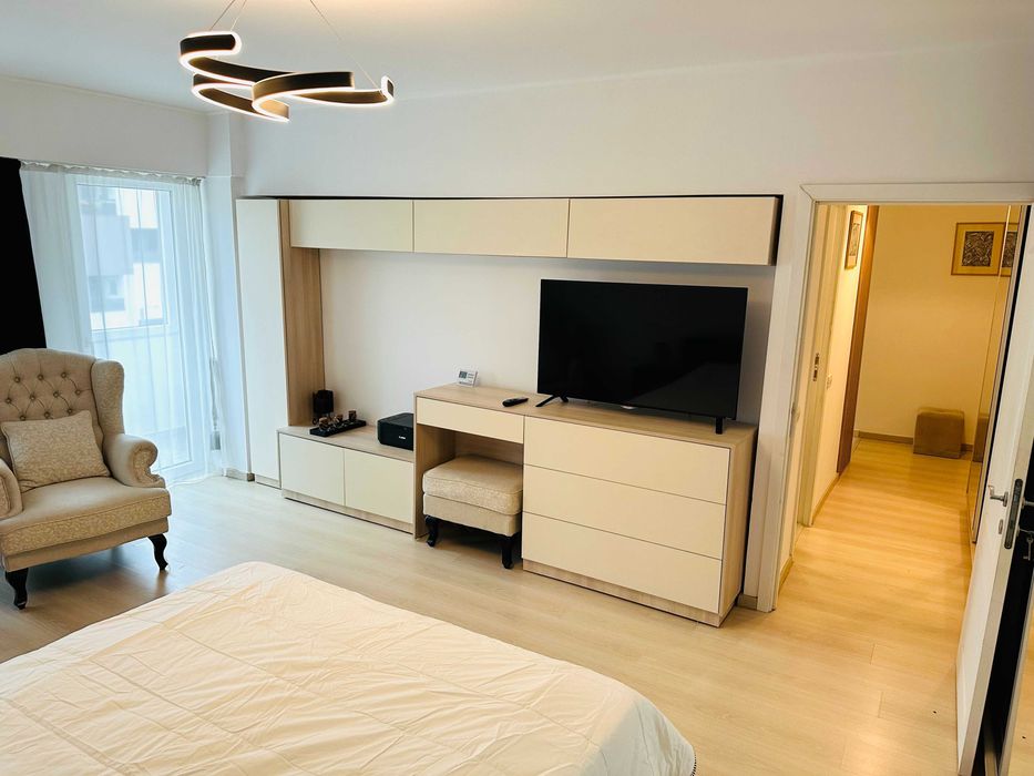 Garsoniera 46 mp, Matei Basarab 96 - Delea Noua, loc parcare