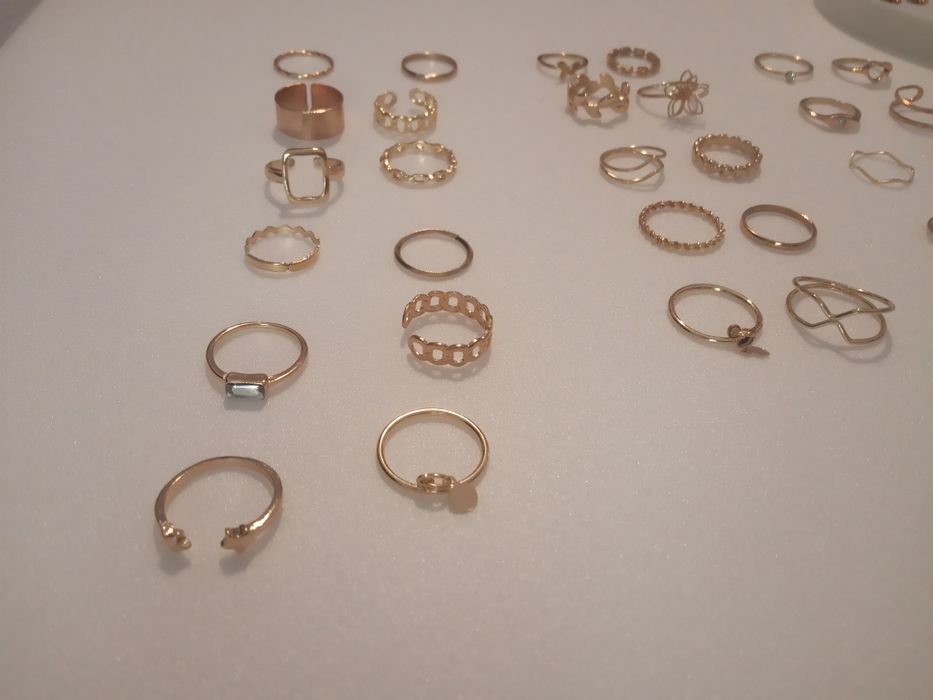 Разпродажба на бижута от медицинска стомана обеци пръстени