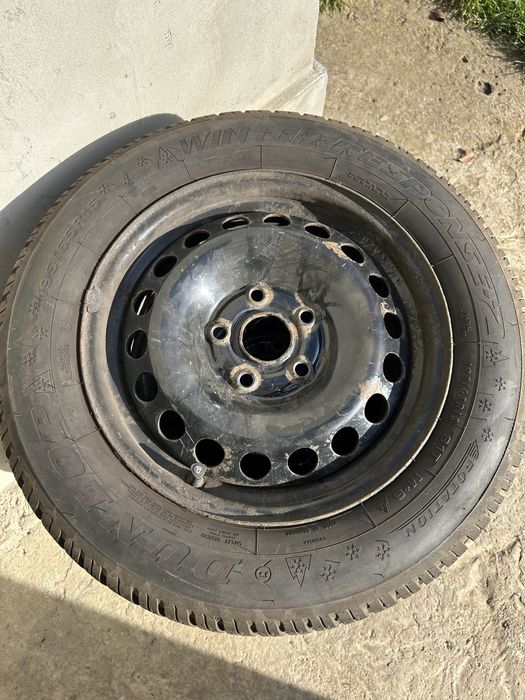 Jenti tabla cu 4 anvelope de iarna 195/65/15 Dunlop Winter Response2