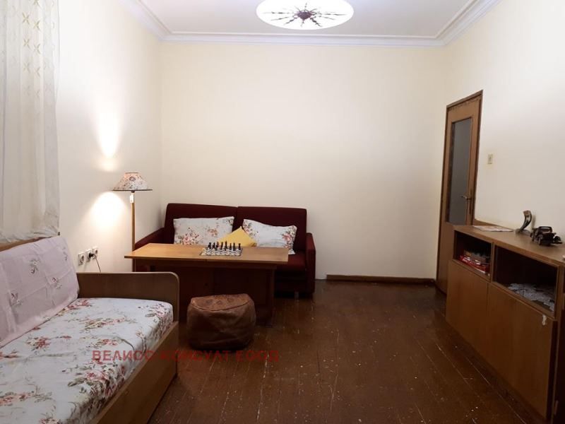 Дава се под наем Тристаен апартамент в София, Център - 80 кв.м за 510 € - Снимка #4