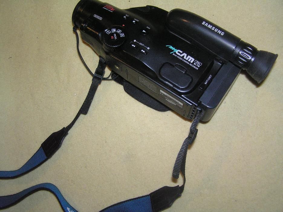 camera video digitala Hitachi 8mm