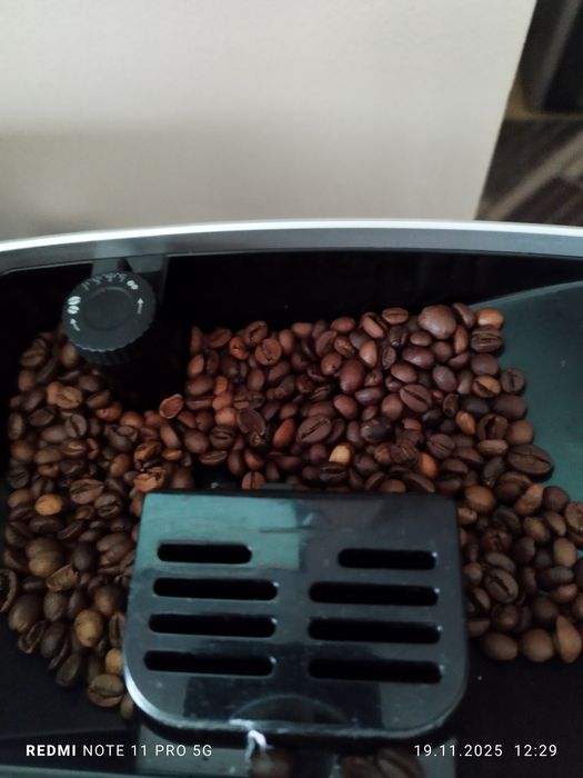 Кафе автомат Delonghi Esam