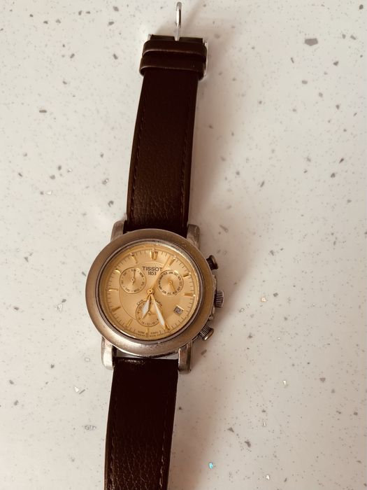 Часовник Tissot хронограф