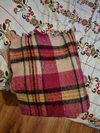 Родопско одеяло в много приятен цикламов цвят