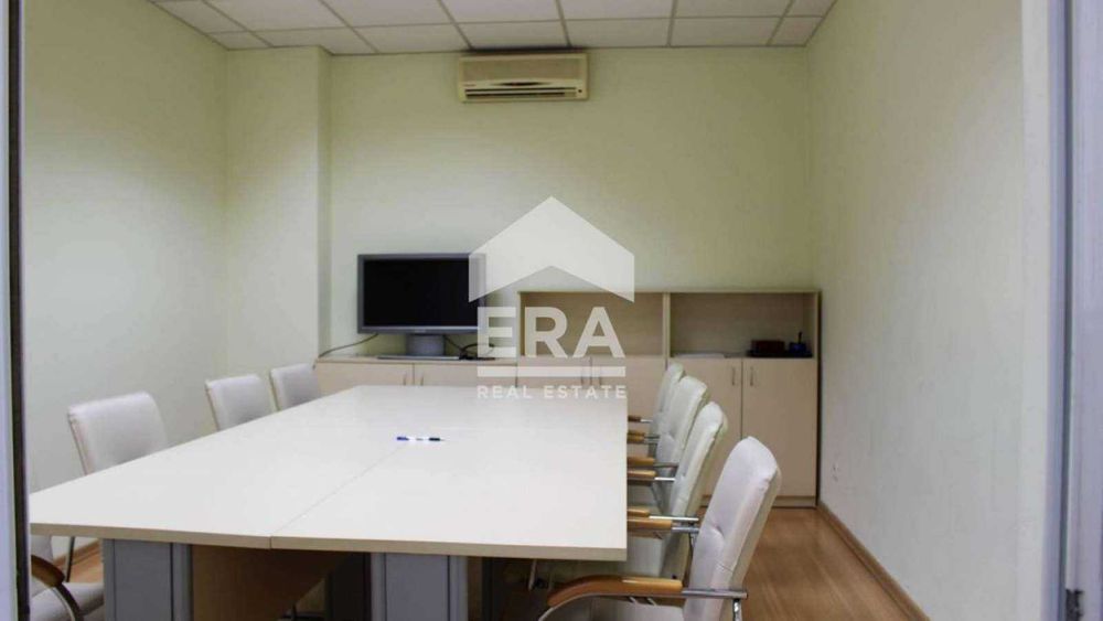 Продава се Офис в София, Лозенец - 215 кв.м за 3489 €/кв.м - Снимка #3