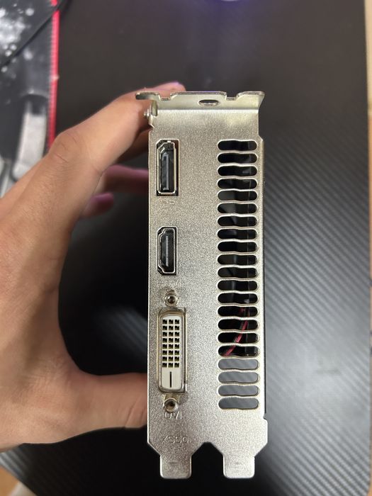 Видео карта Radeon RX550 4GB DDR5