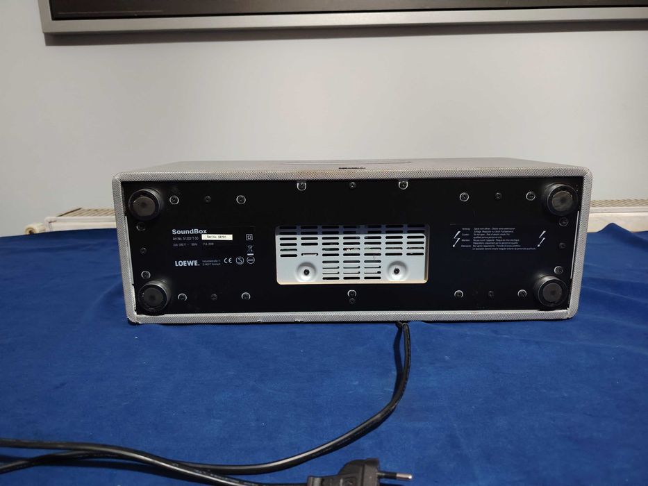 LOEWE SoundBox model 51202 T, sistem audio, cu CD, IPod, USB, radio