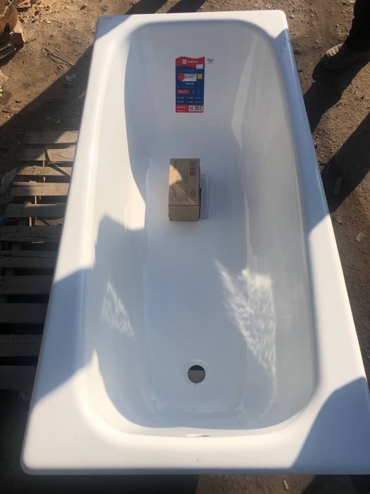 Ванна чугунная