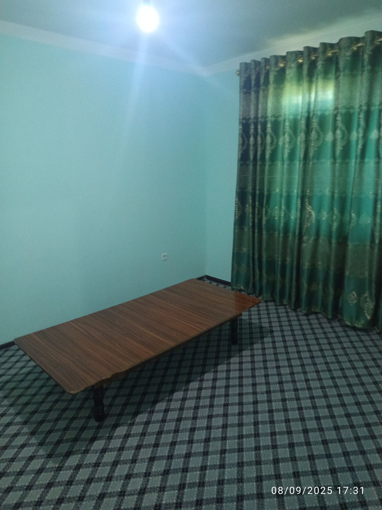 3 xonaliy dom ijaraga beriladi