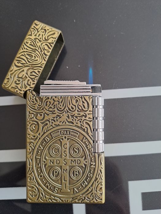 Bricheta Tip Constantin