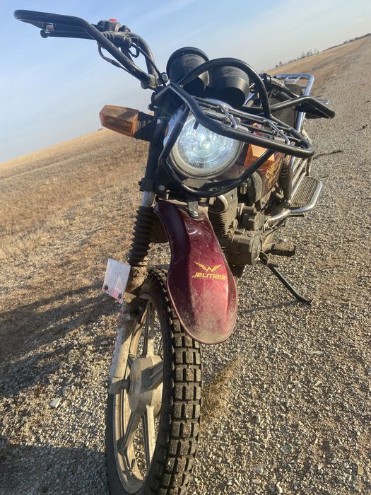 Мотоцикл 300 кубов желмая