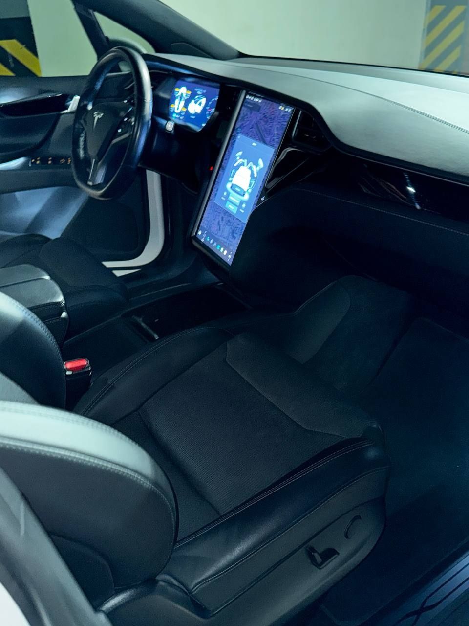 Tesla Model X 2018 75 D