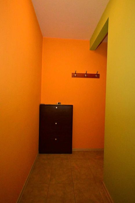 Под наем обзаведен тристаен с гараж в гр. Перник