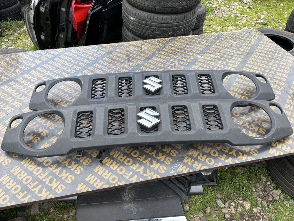 Решетка Suzuki Jimny