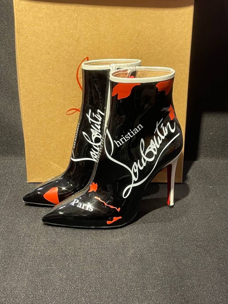 Botine Louboutin-colectia noua - piele naturală nu ecologică. Mărimi 3