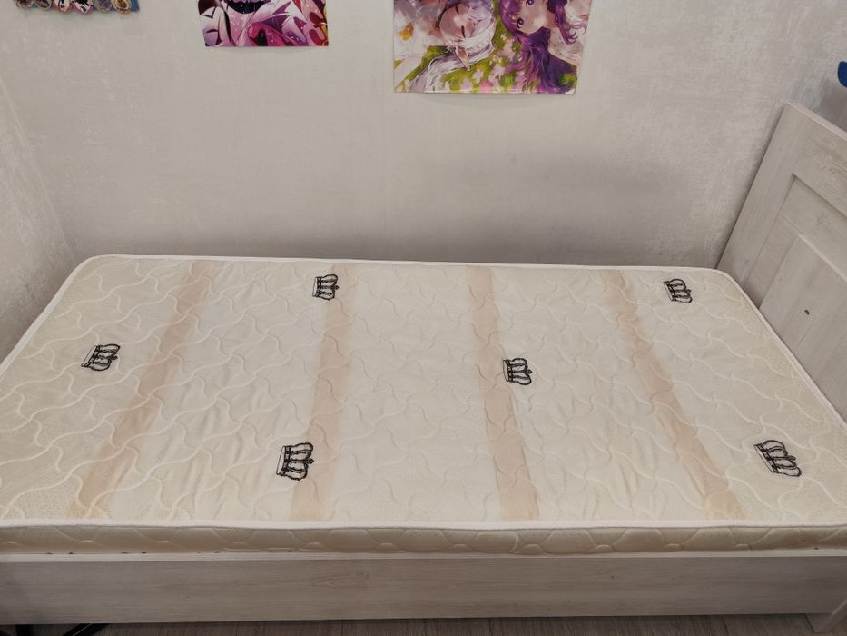 Два матраса 90*200 см.