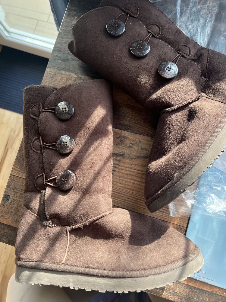 Ботуши UGG