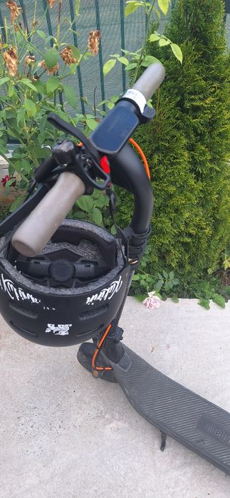 Тротинетка с каска, от Декатлон