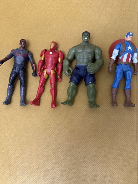 Фигурки Марвел и трансформер