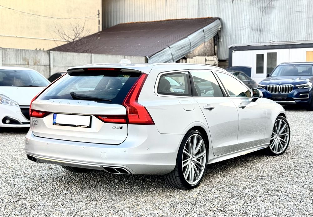 Volvo V90 2.0 D 235 cp 4x4 Inscription