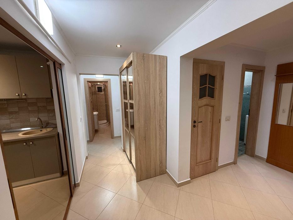 Apartament cu 3 camere langa Tragul de Craciun