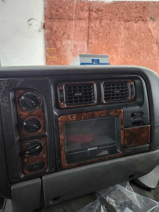 Camion Renault Platforma/trailer