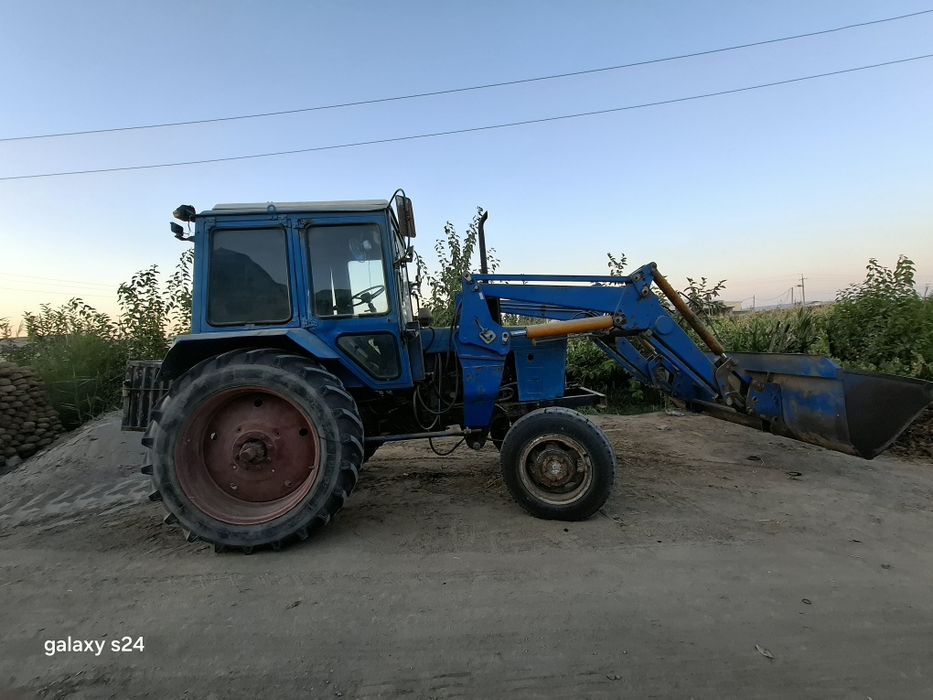 mtz82 sotiladi soz holatda