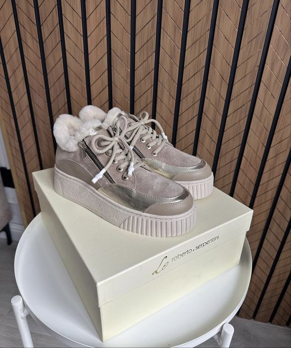 Продаю обувь Италия