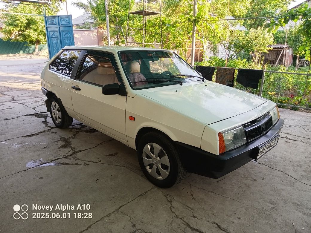 Lada 2108 ideal sotiladi