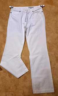 Pantaloni albi  34
