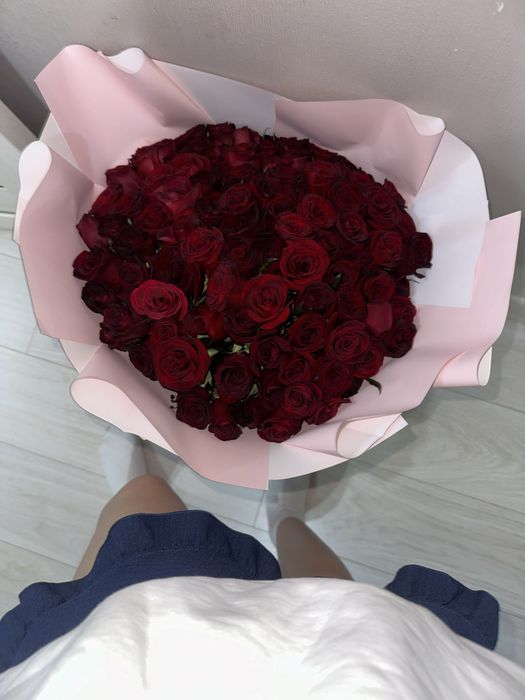 Розы 101 красные цветы