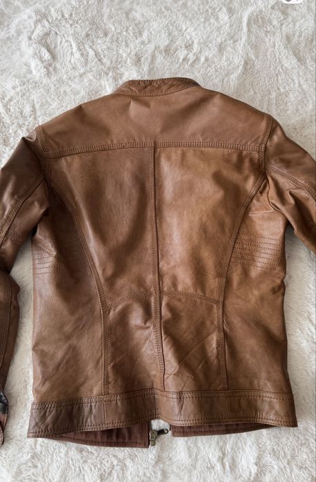 Jacheta din piele, Bershka 38/M