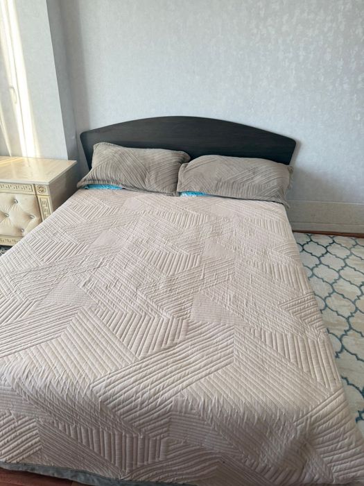 Продам  Кровать