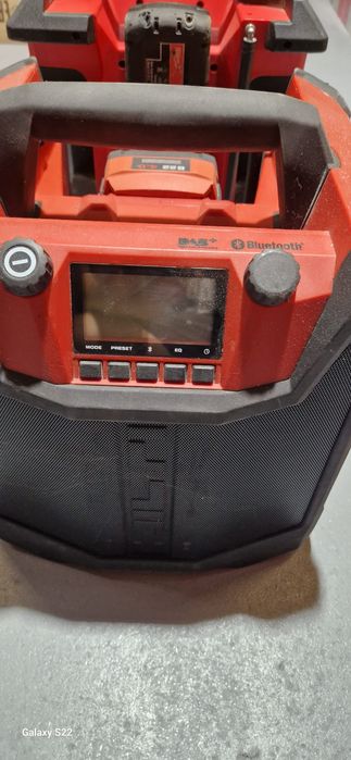 Hilti ,Milwaukee radio de șantier