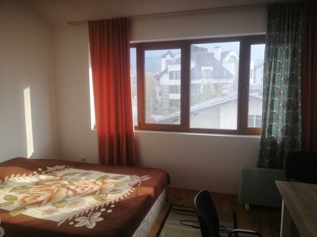 Дава се под наем Едностаен апартамент в Банско - 32 кв.м за 214.2 € - Снимка #3